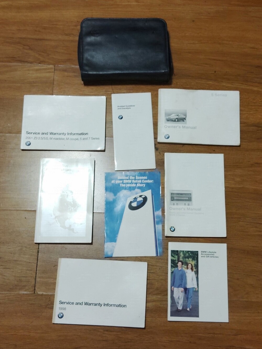 1998 BMW 528i 540i E39 Owners Manual Set With Leather Case OEM